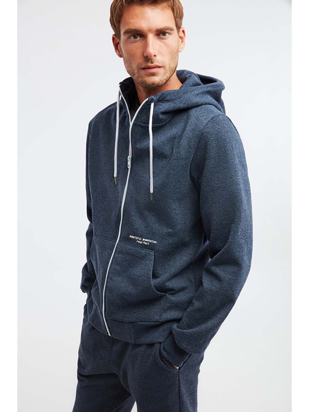 Momentum Erkek Fermuarlı Yuksek Yaka Kapüşonlu Nakışlı Kordonlu İçi Polarlı Lacivert Sweatshirt-4