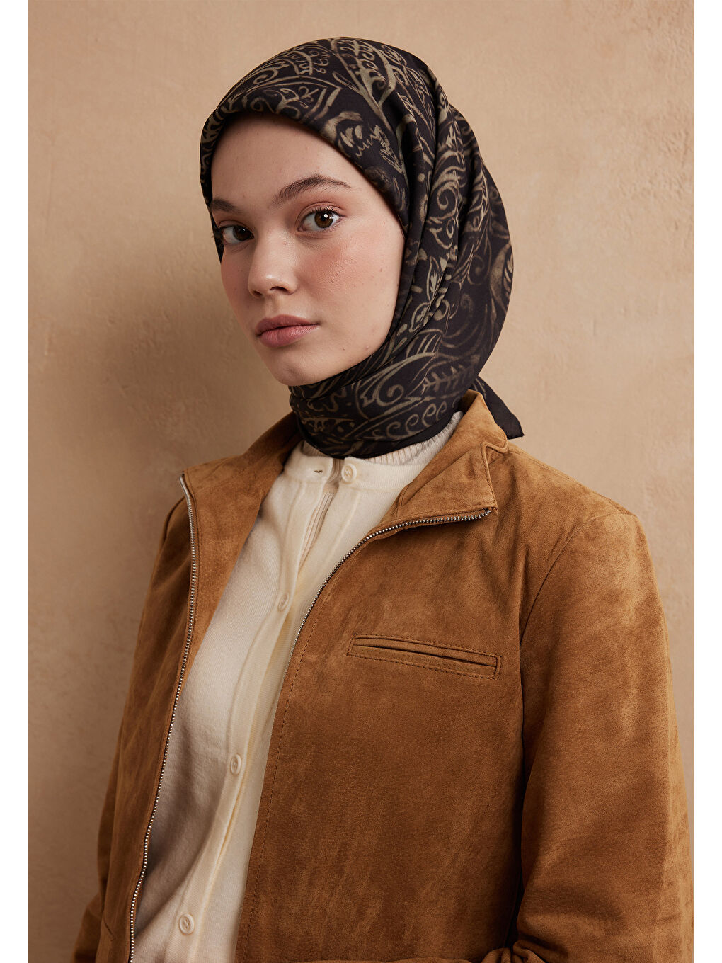 Kahverengi Fressıa Desen Pamuk İpek Eşarp Kahve-2