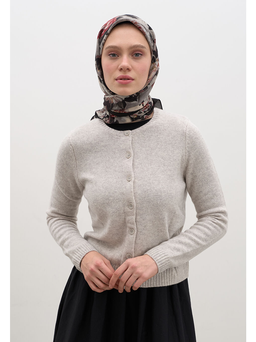 Magnolıa Desen Pamuklu Viskon Eşarp Siyah