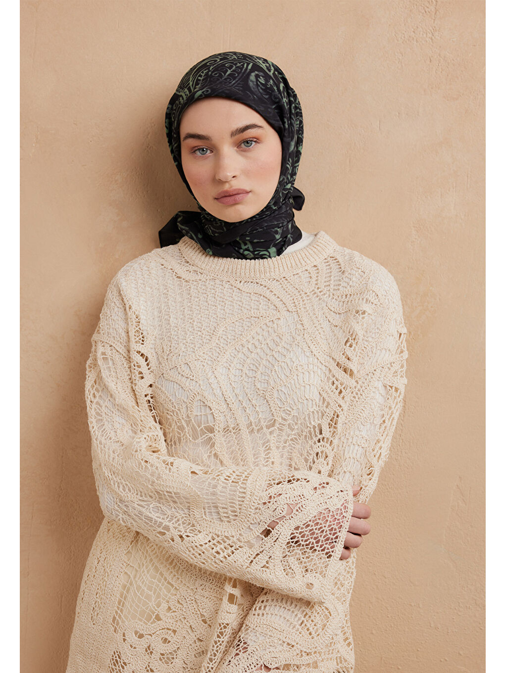 Fressıa Desen Pamuk İpek Eşarp Siyah