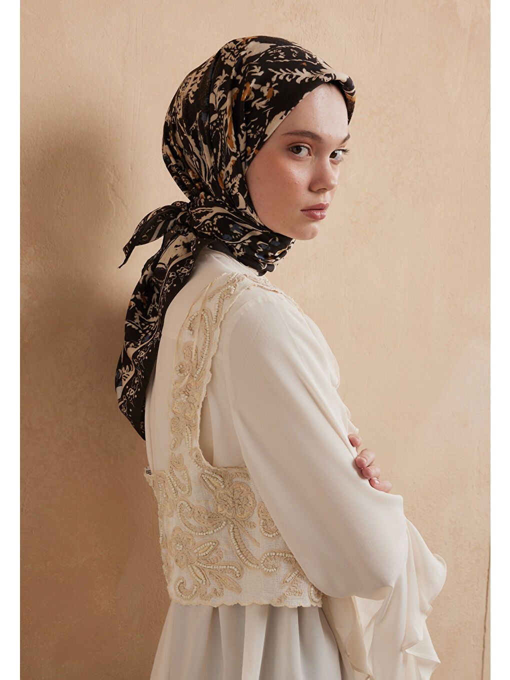 Kahverengi Floral Paısley Desen Pamuk İpek Eşarp Koyu Kahve-2