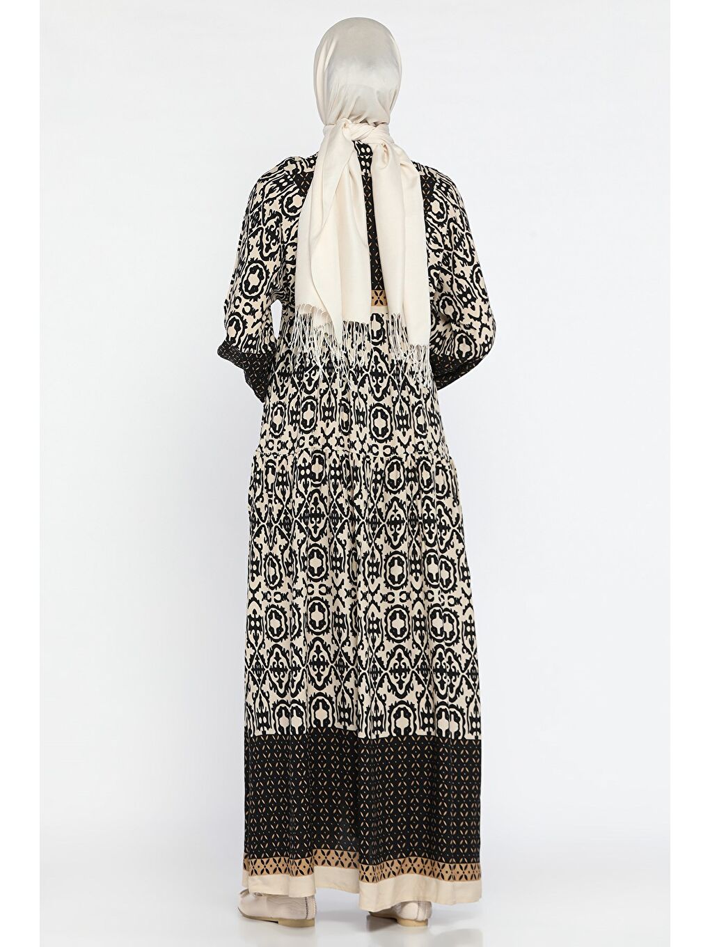 Bej Kadın Ön Yarım Düğmeli Desenli Tesettür Viskon Elbise-5