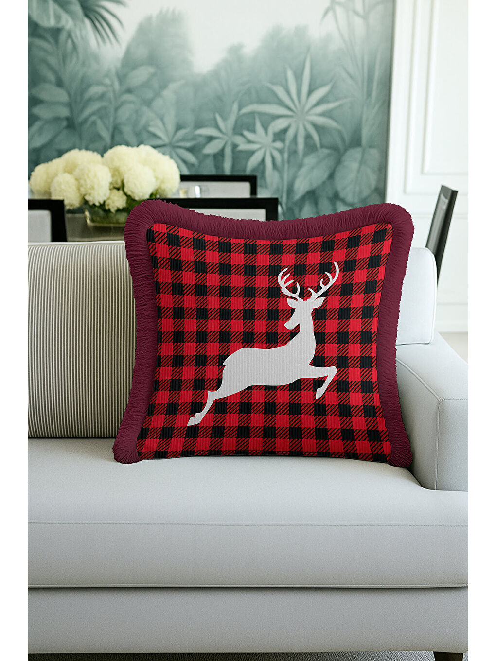 Karışık Kış Şıklığı Kareli Saçaklı Yastık Kılıfı - Geyik Figürlü Rustik Kırmızı Püsküllü Kırlent Kılıfı-2