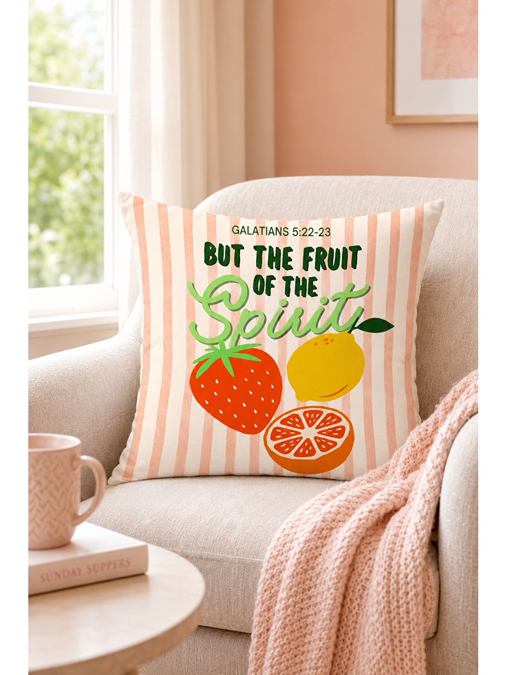 Beyaz Fruit Of The Spirit Meyve Yazı Baskılı Dekoratif Kırlent Kılıfı Modern Dekor 43x43 Cm