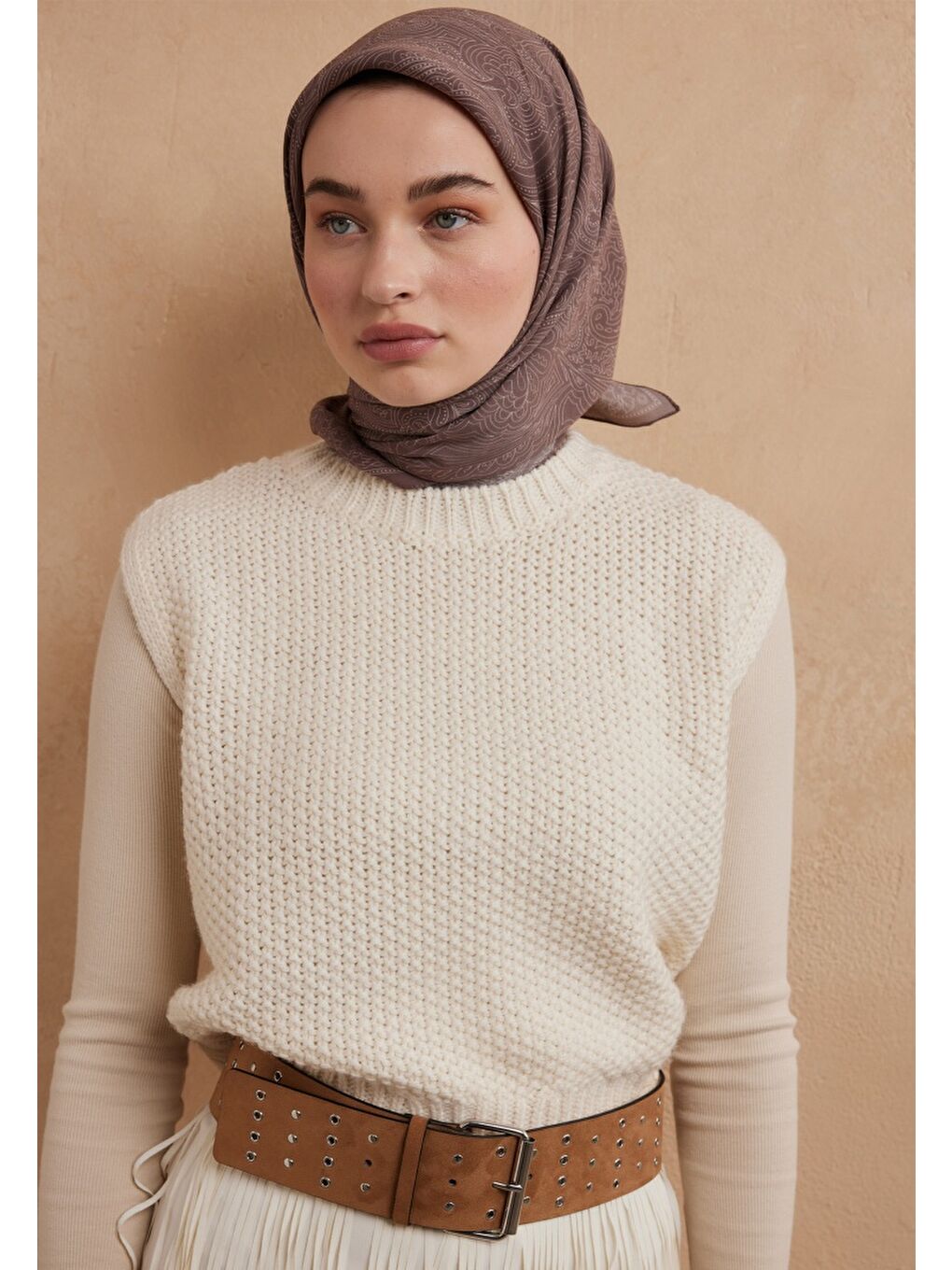 Bej Reına Desen Pamuk İpek Eşarp Vizon-1