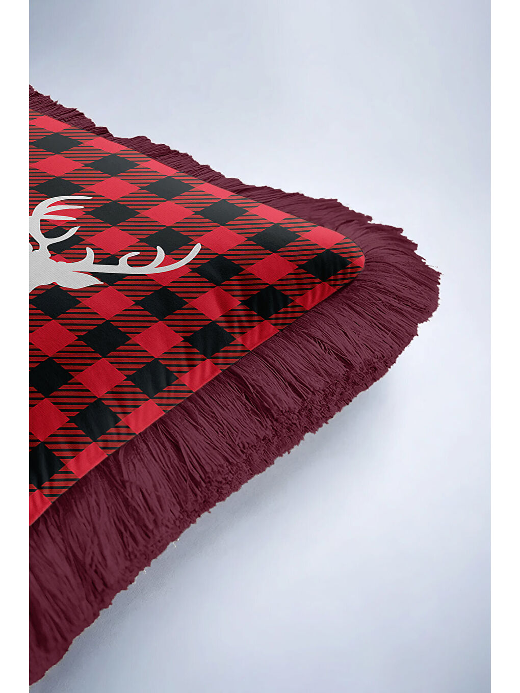 Karışık Kış Şıklığı Kareli Saçaklı Yastık Kılıfı - Geyik Figürlü Rustik Kırmızı Püsküllü Kırlent Kılıfı-6