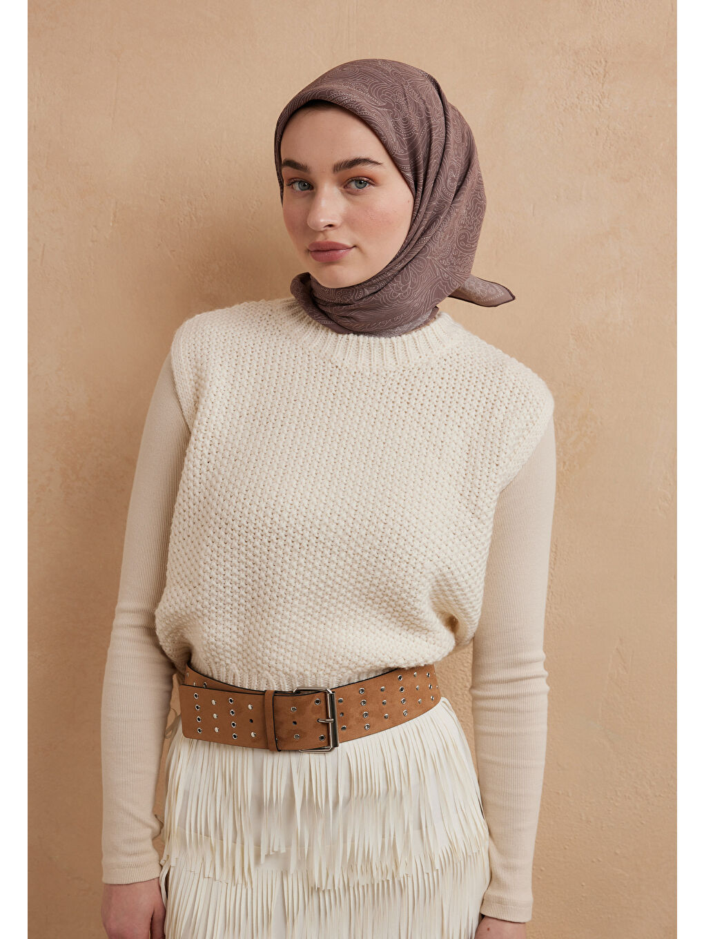 Bej Reına Desen Pamuk İpek Eşarp Vizon-2