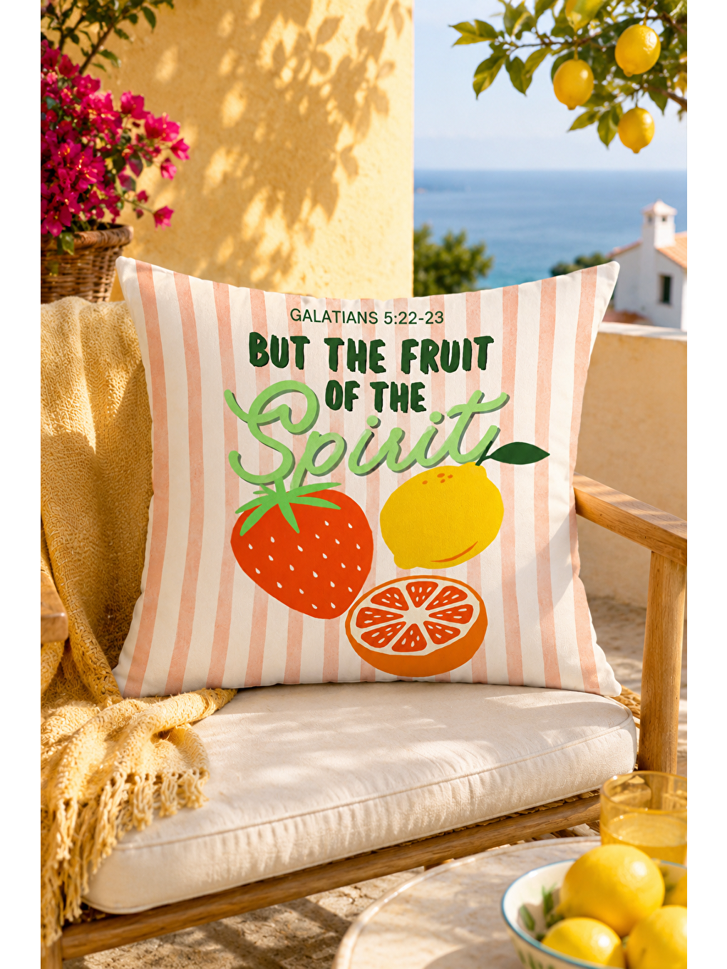 Beyaz Fruit Of The Spirit Meyve Yazı Baskılı Dekoratif Kırlent Kılıfı Modern Dekor 43x43 Cm-1