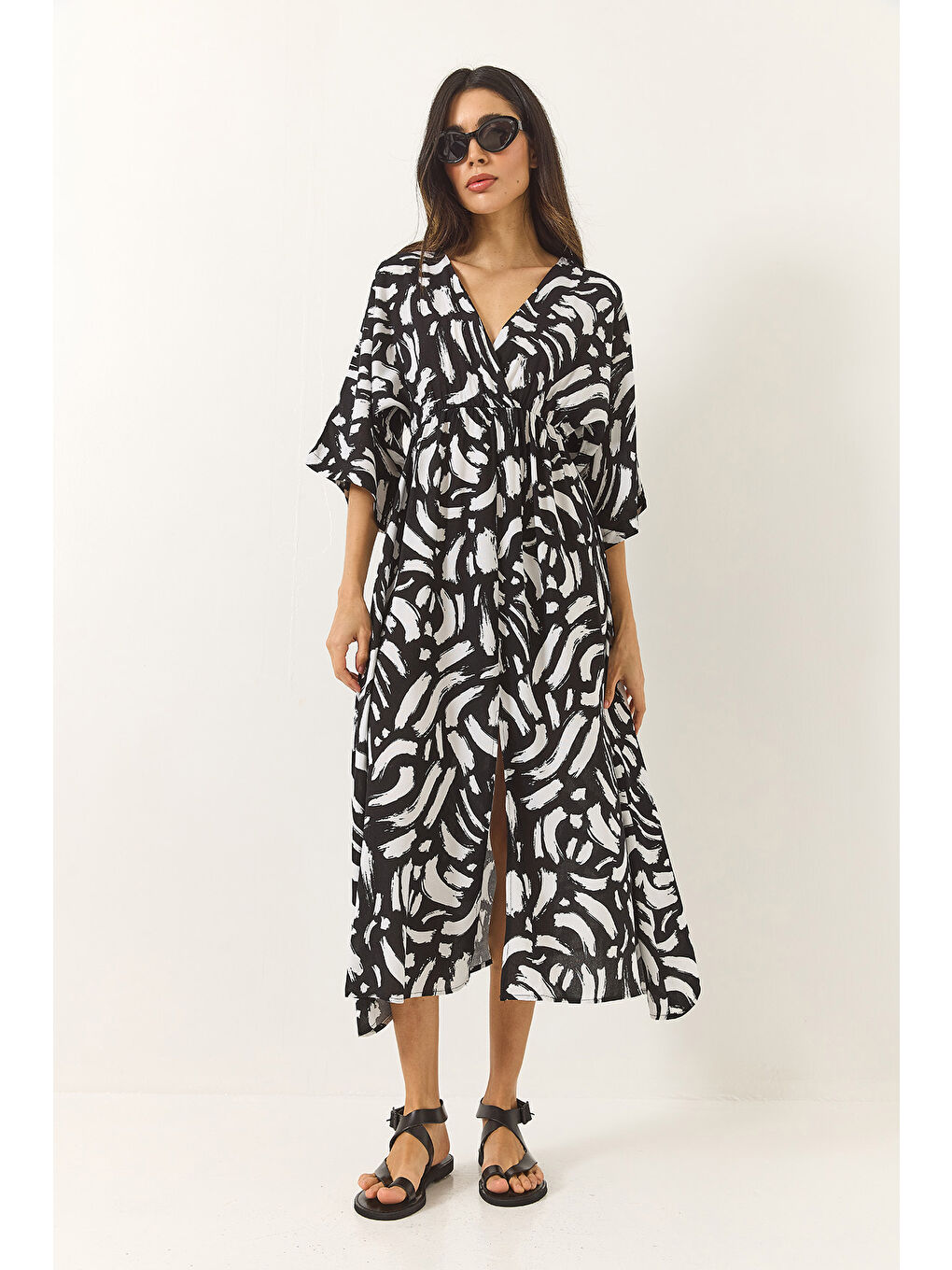 Siyah Kadın Anvelop Yaka Beli Lastikli Desenli Yazlık Viskon Elbise-1