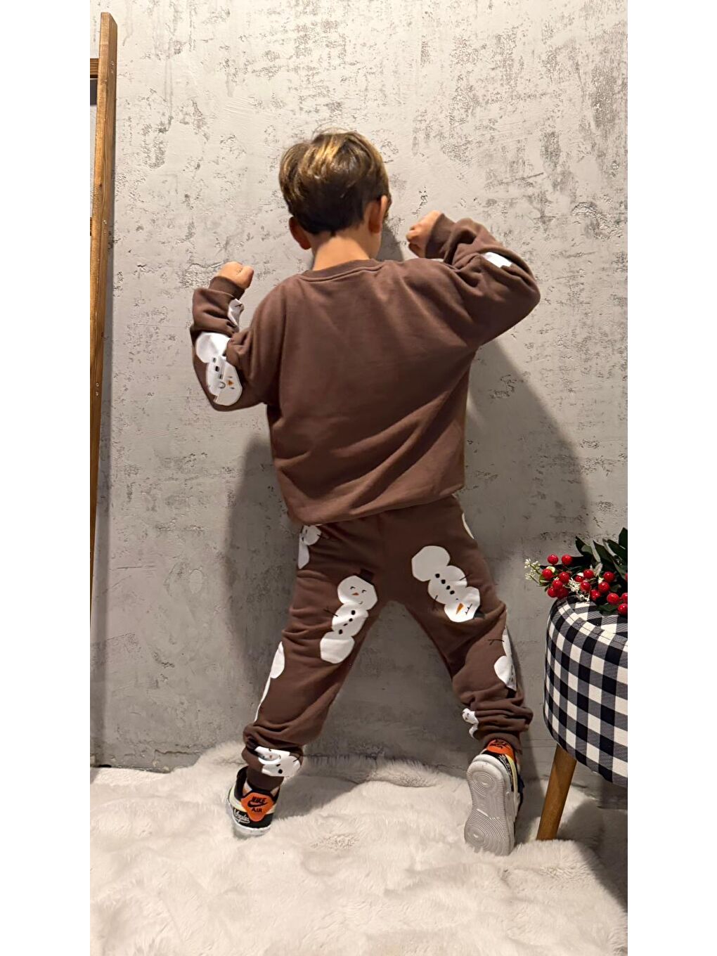 Erkek Çocuk Pamuklu Kahverengi Kardan Adam Desenli Sweatshirt & Eşofman Altı Takım-1