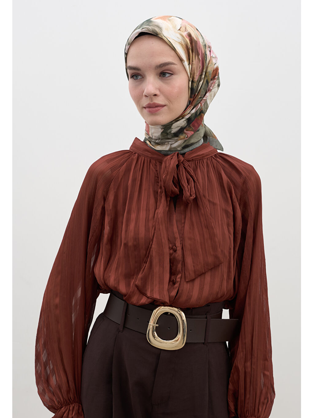 Mıdnıght Floral Desen Pamuklu Viskon Eşarp Haki