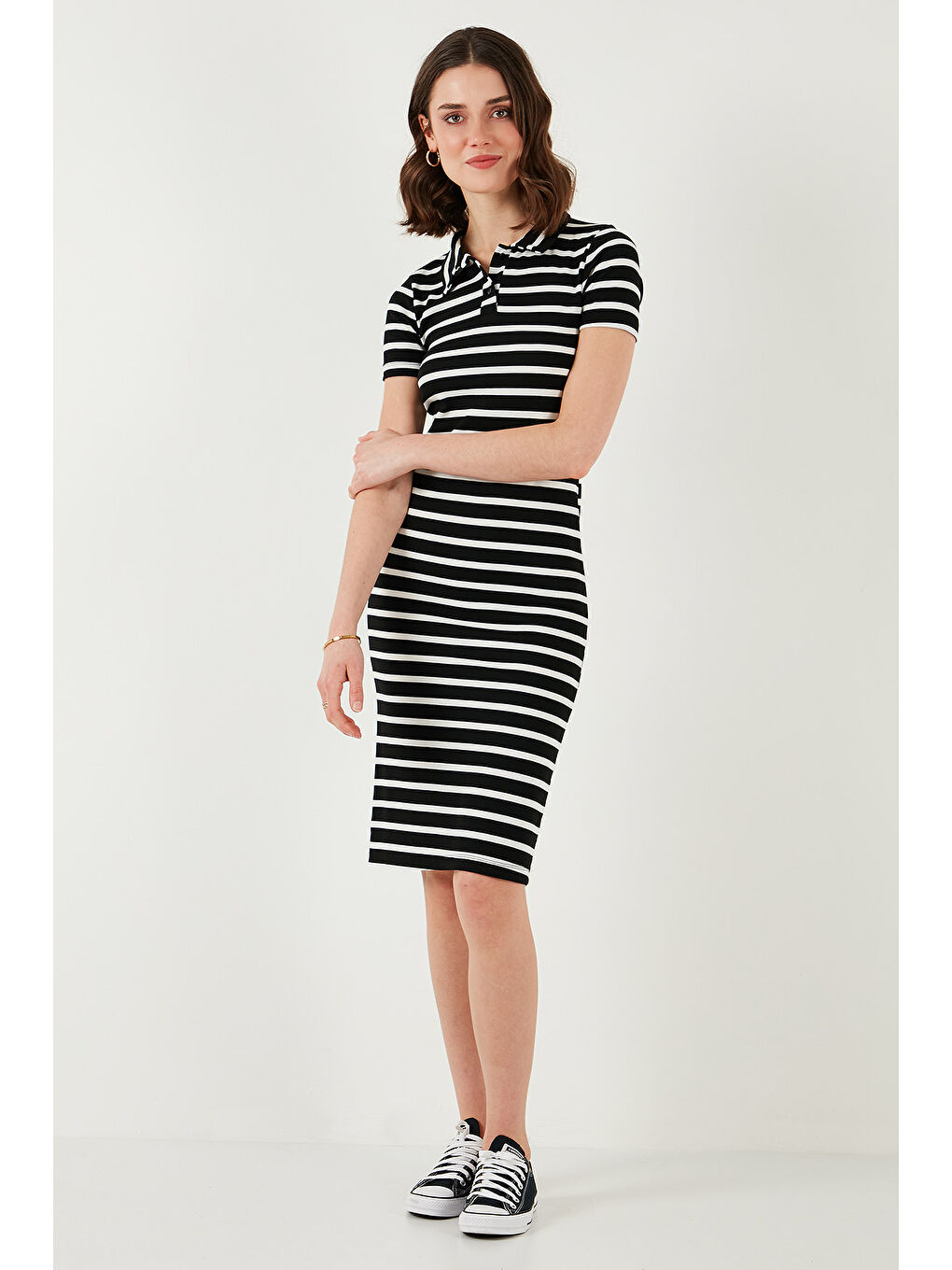 Siyah Streç Slim Fit Düğmeli Polo Yaka Kısa Kollu Mini Boy Çizgili Kadın Elbise 5866167-3