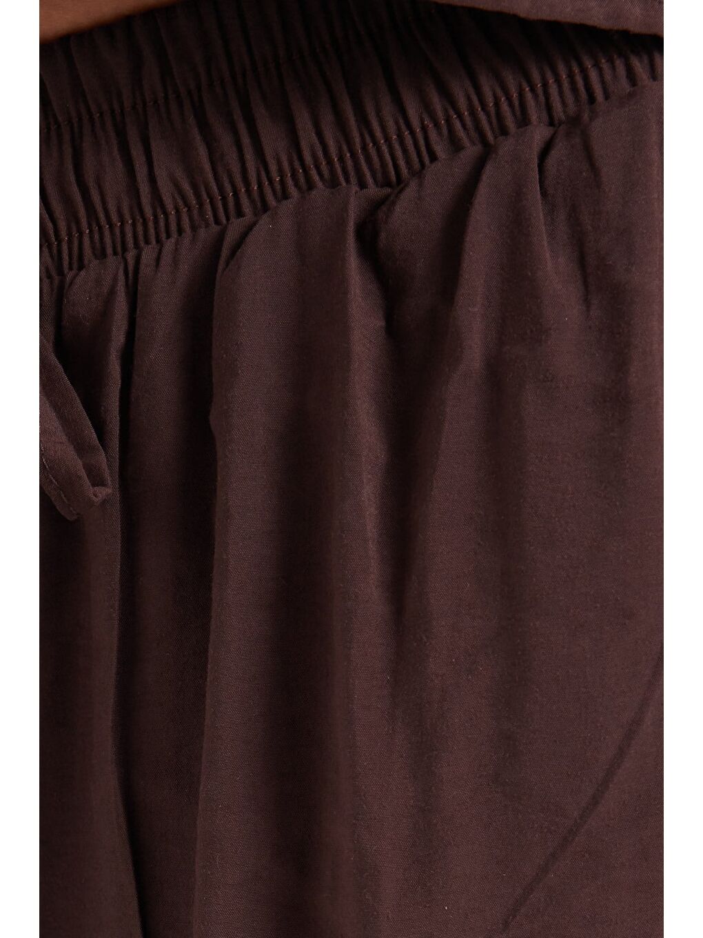 Kadın Standart Fit Normal Kesim Elastanlı Bisiklet Yaka Bluz Geniş Paça Kahverengi Pantolon Takım-4