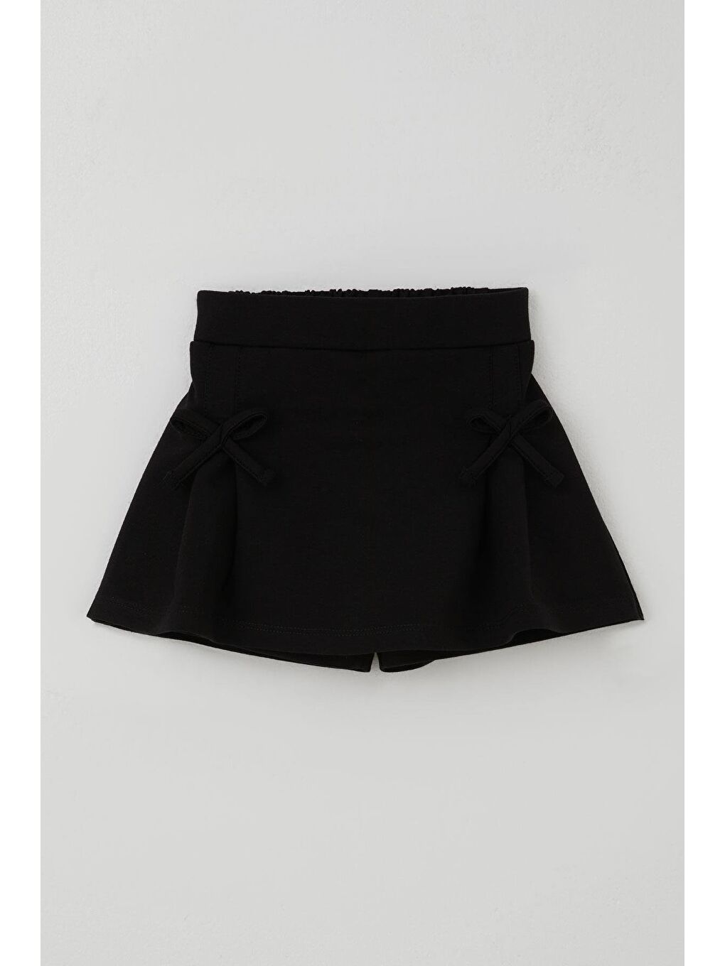 Kız Çocuk Şort Etek Fiyonk Aksesuarlı Lastikli Siyah (3-7 Yaş)