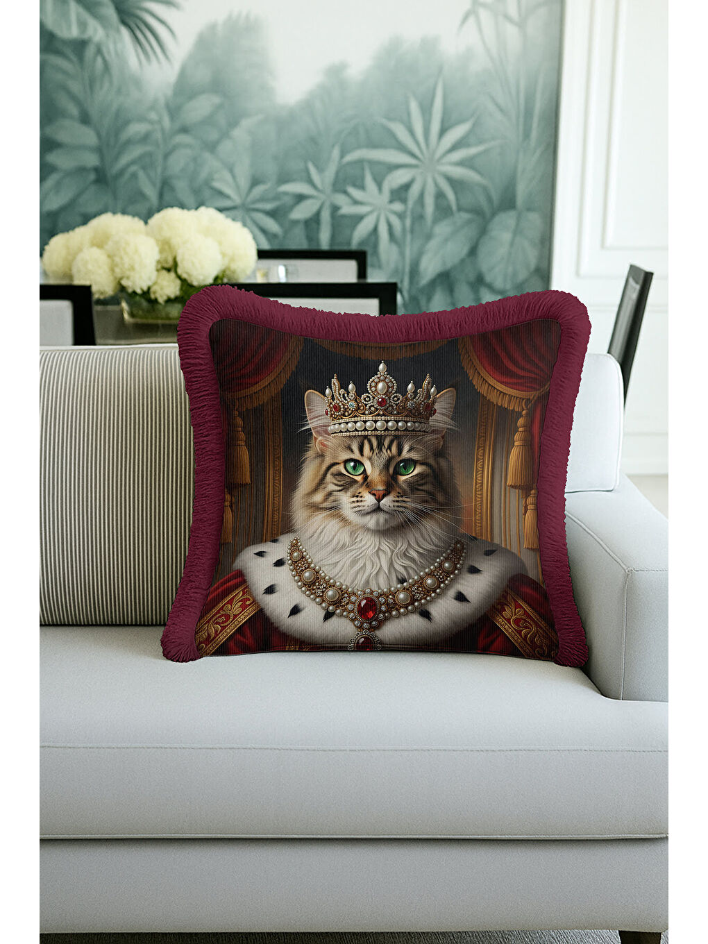 Karışık Kraliyet Temalı Saçaklı Yastık Kılıfı - Majesteleri Kedi Barok Vintage Gold Püsküllü Kırlent Kılıfı