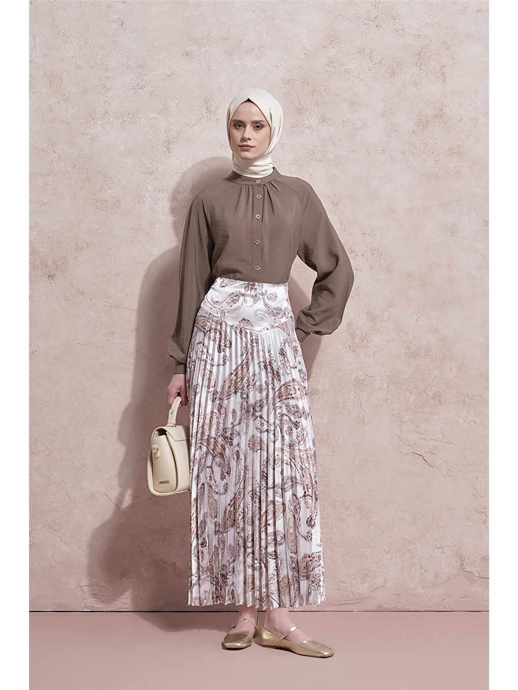 Aksesuar Detaylı Bluz Haki-3