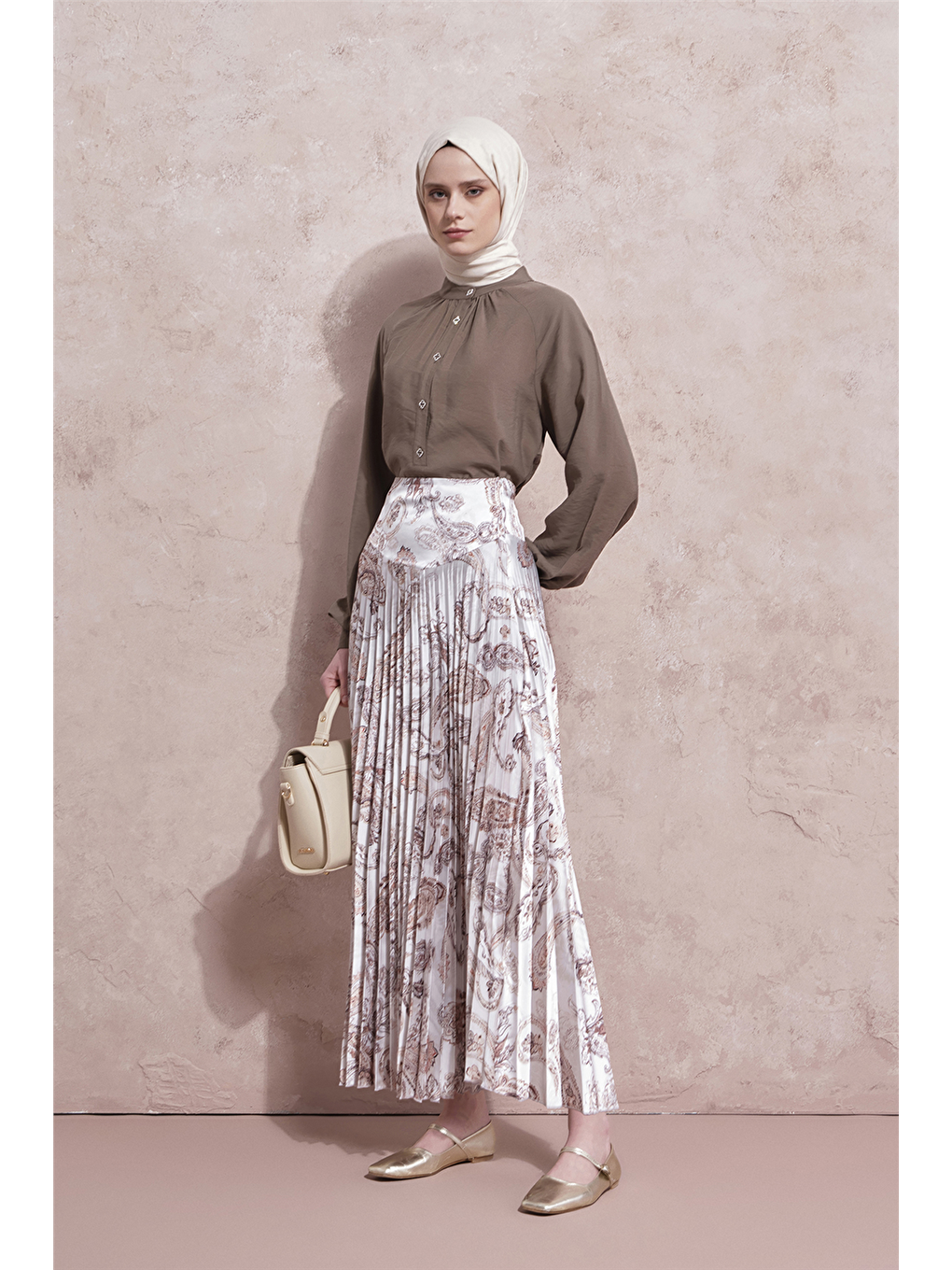 Aksesuar Detaylı Bluz Haki-4