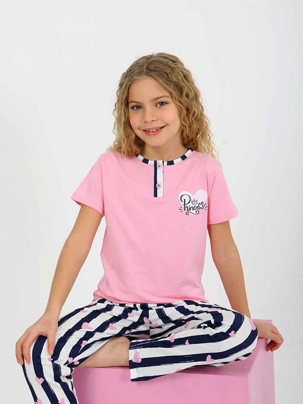 Pembe Kız Çocuk Kısa Kollu Düğme Detaylı %100 Pamuklu Pijama Takımı Princess Heart-7