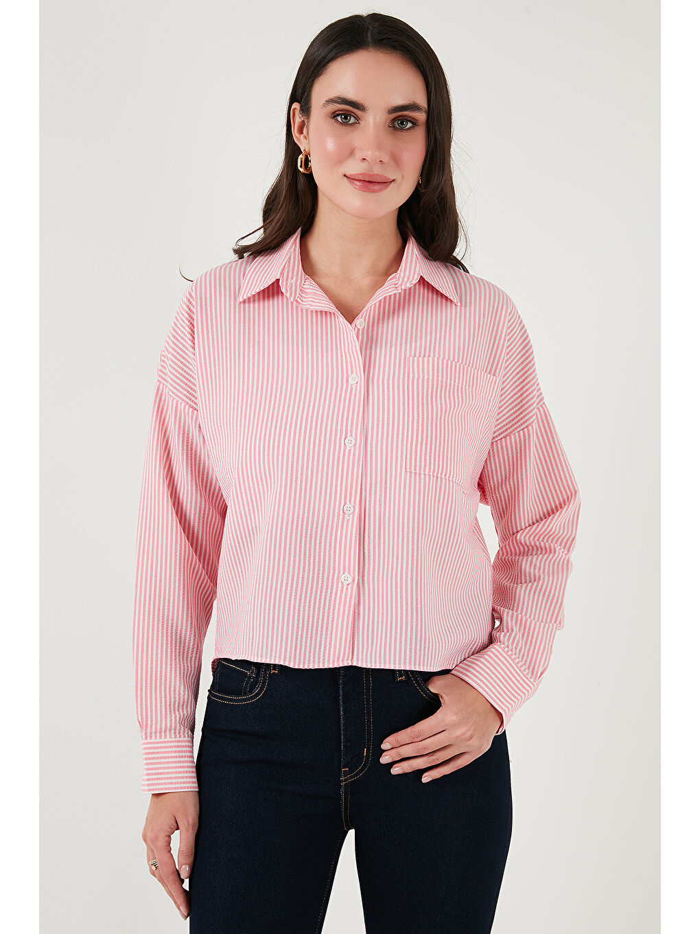 Pembe Regular Fit Çizgili Göğüs Cepli Dokulu Gömlek 6772870-4