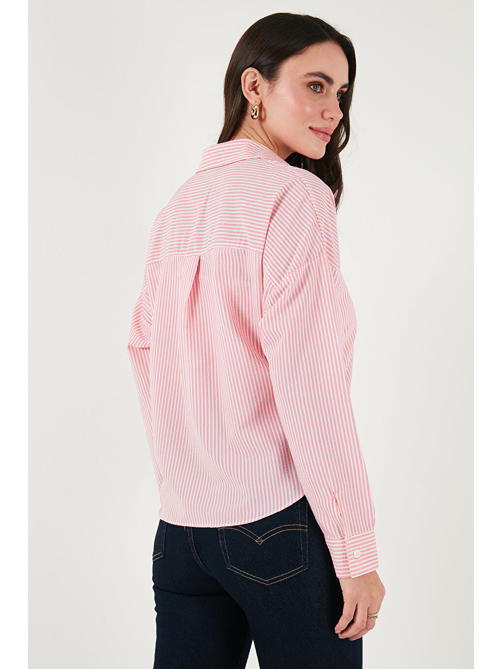 Pembe Regular Fit Çizgili Göğüs Cepli Dokulu Gömlek 6772870-6