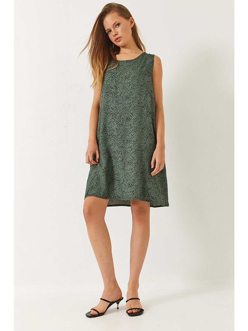 Yeşil Kadın Kalın Askılı Desenli Kısa Viskon Elbise