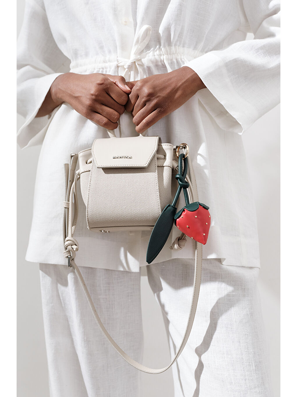 Karışık Strawberry Deri Çanta Charmı Standart-2