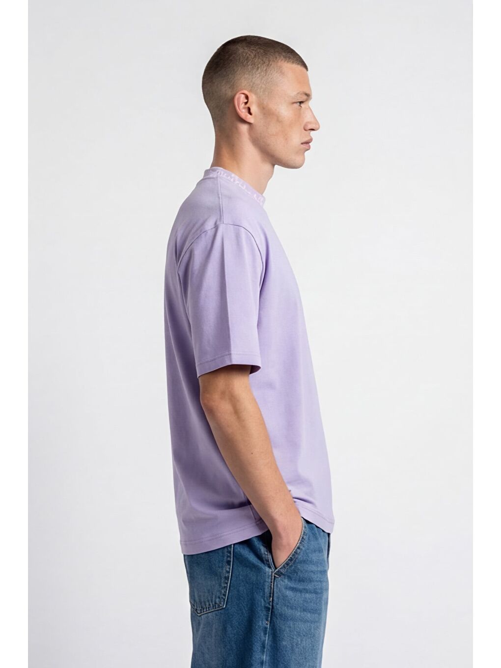Giotelli Erkek Lila Geniş Kesim Oversize Fit Kısa Kollu Yaka Baskılı Bisiklet Yaka Tişört-2