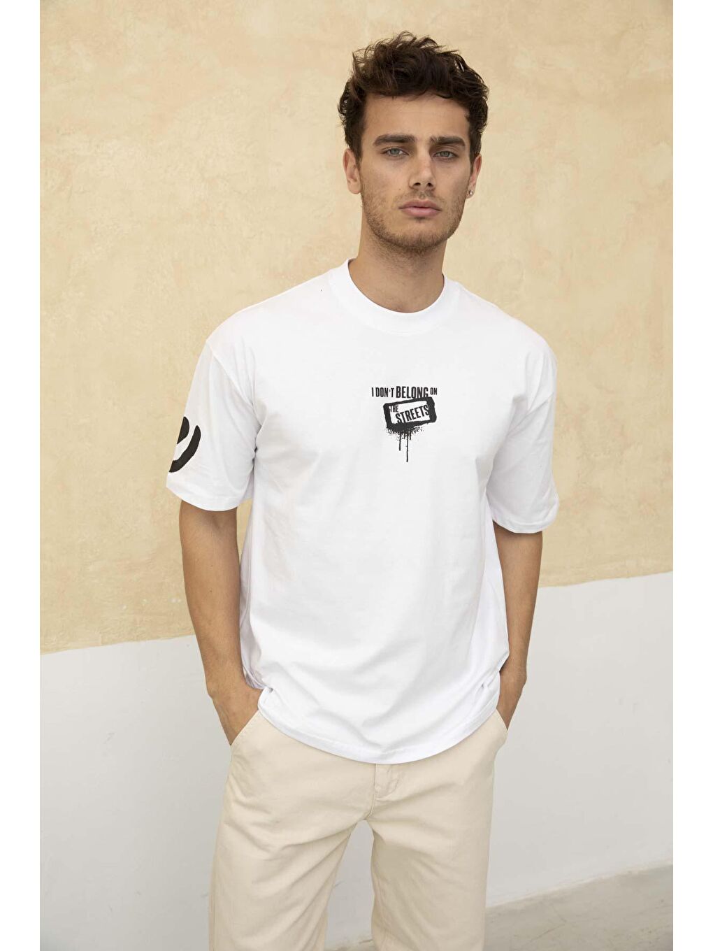 Beyaz Erkek Ön ve Arka Baskılı Regular Fit Tişört-1