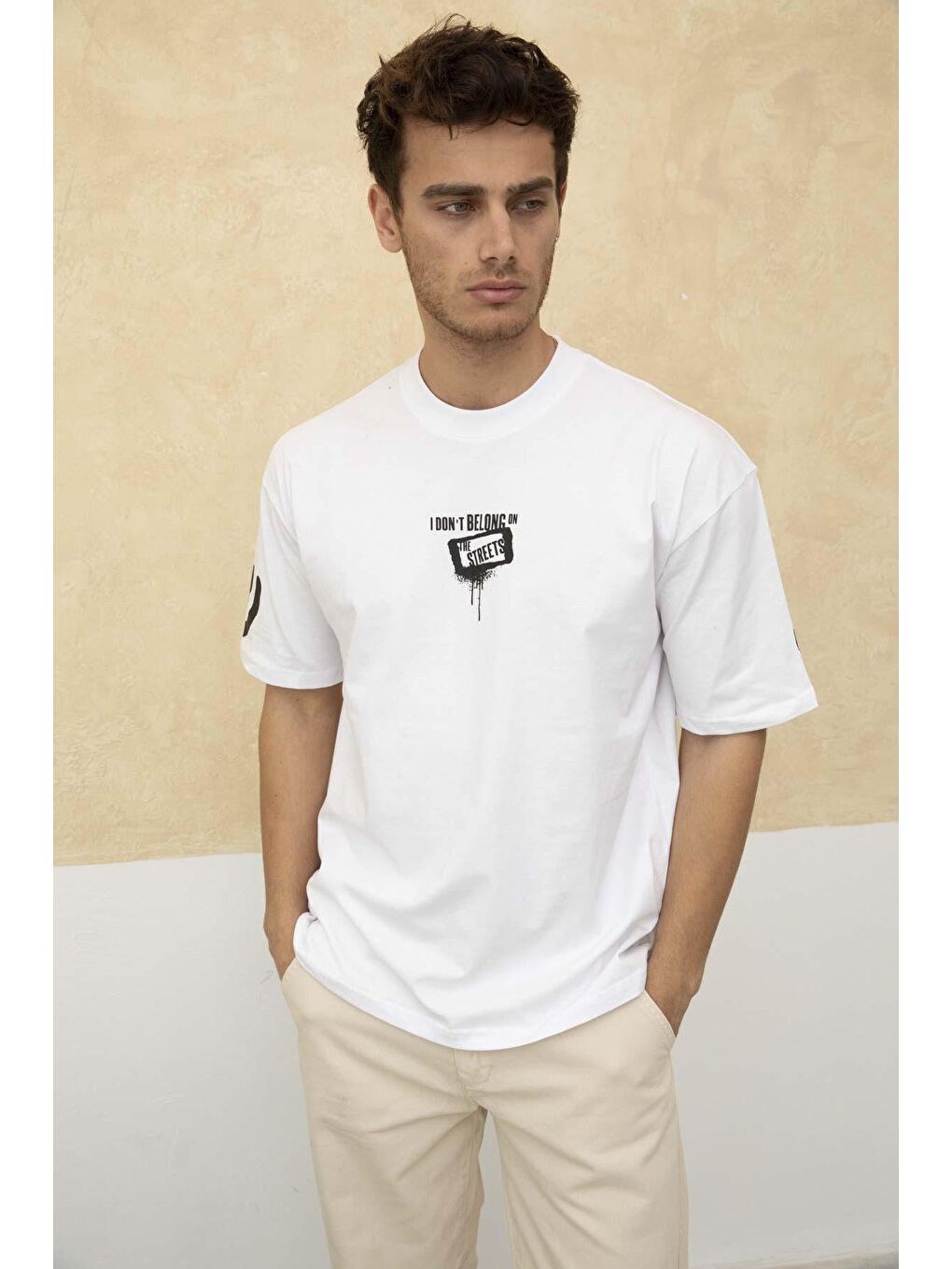 Beyaz Erkek Ön ve Arka Baskılı Regular Fit Tişört-2