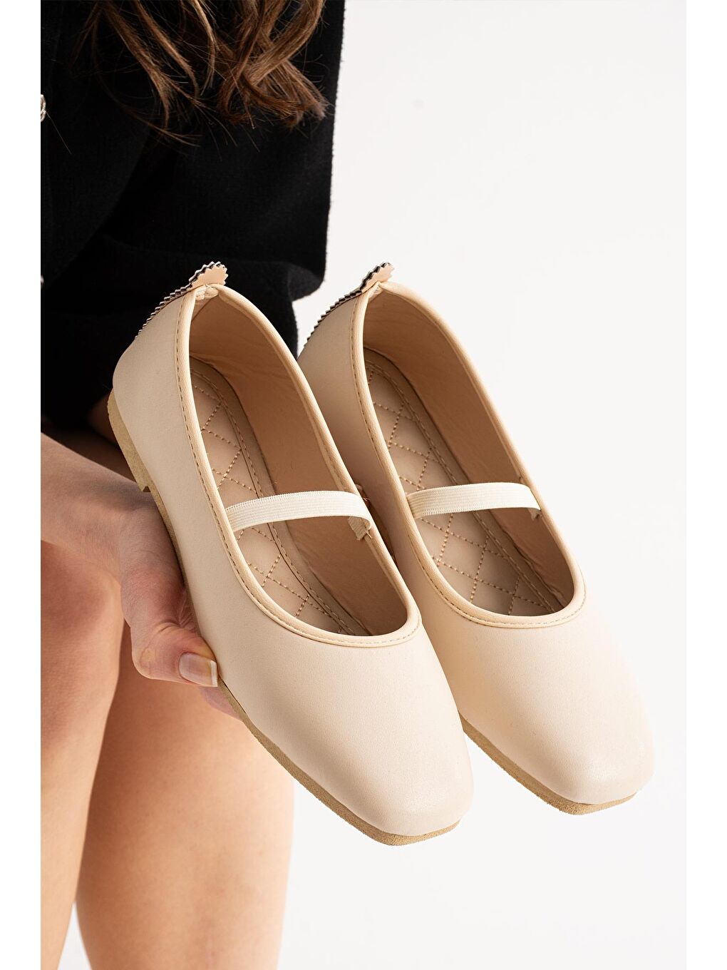 Ekru AL-113 Lastikli Babet Günlük Kadın Ayakkabı Ev Babeti-1