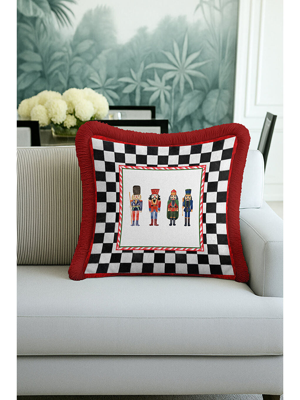 Karışık Kareli Saçaklı Yastık Kılıfı - Fındıkkıran Nostaljik Kırmızı Siyah Püsküllü Kırlent Kılıfı