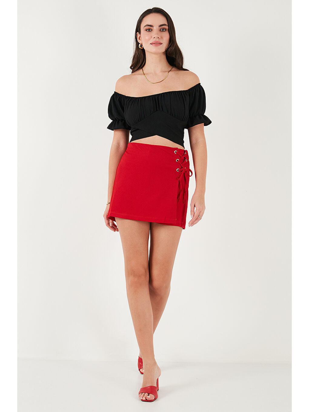 Kırmızı Streç Bağlamalı Slim Fit Yüksek Bel Mini Şort Etek 5865745-1