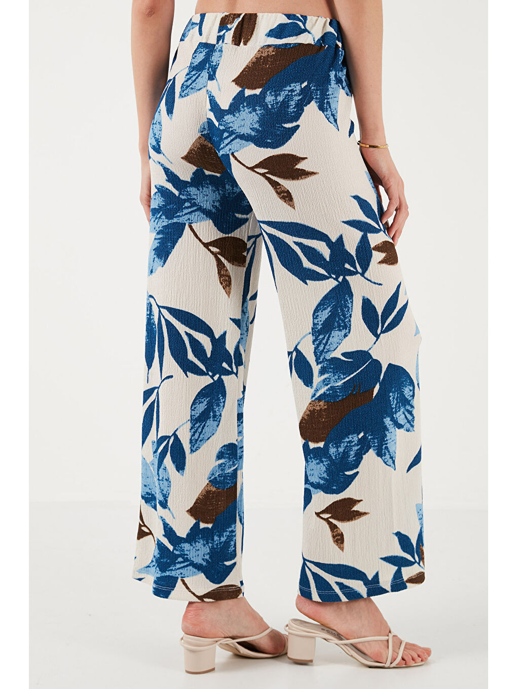 Mavi Desenli Beli Lastikli Bol Paça Pantolon 5869018-6