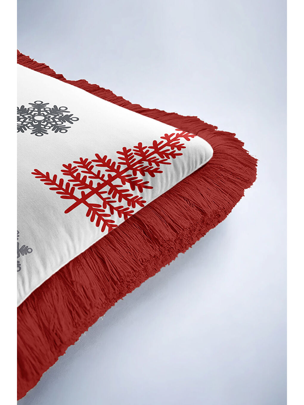 Karışık Kar Tanesi Işıltılı Saçaklı Yastık Kılıfı - Kış Temalı Modern Kırmızı Gri Püsküllü Kırlent Kılıfı-6
