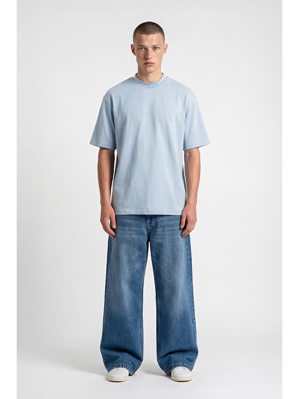 Giotelli Erkek Mavi Geniş Kesim Oversize Fit Kısa Kollu Yaka Baskılı Bisiklet Yaka Tişört-1