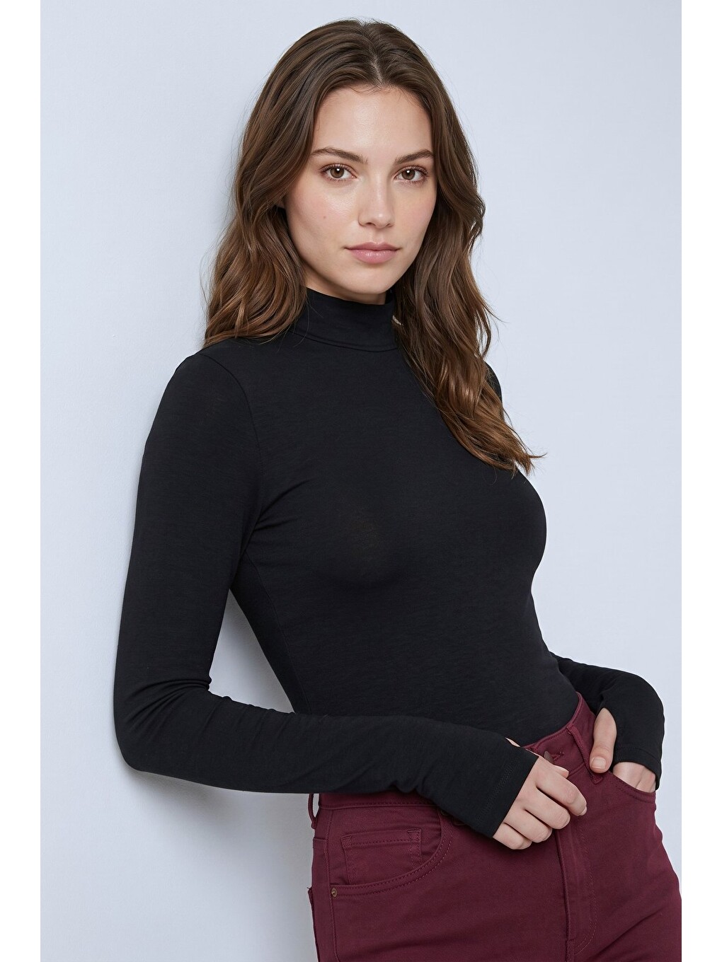 Siyah Yarım Balıkçı Yaka Parmak Geçmeli Uzun Kollu Body/bluz-4