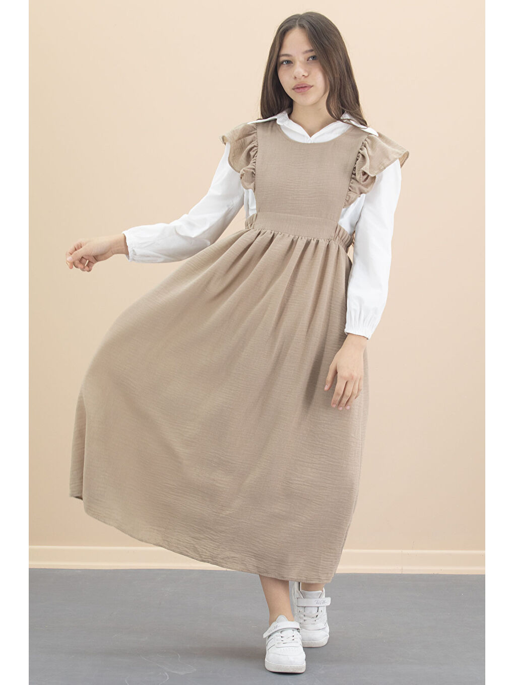 Bej Fırfır Detaylı Uzun Kol Gömlekli Kız Çocuk Uzun Kesim Elbise 20555-2