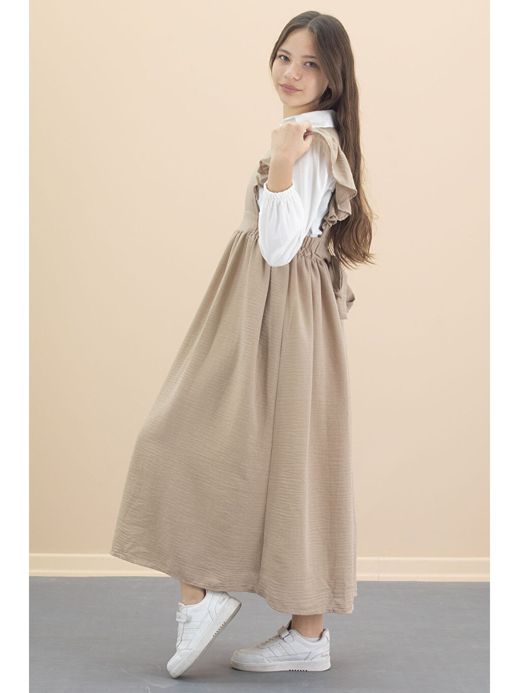 Bej Fırfır Detaylı Uzun Kol Gömlekli Kız Çocuk Uzun Kesim Elbise 20555-3