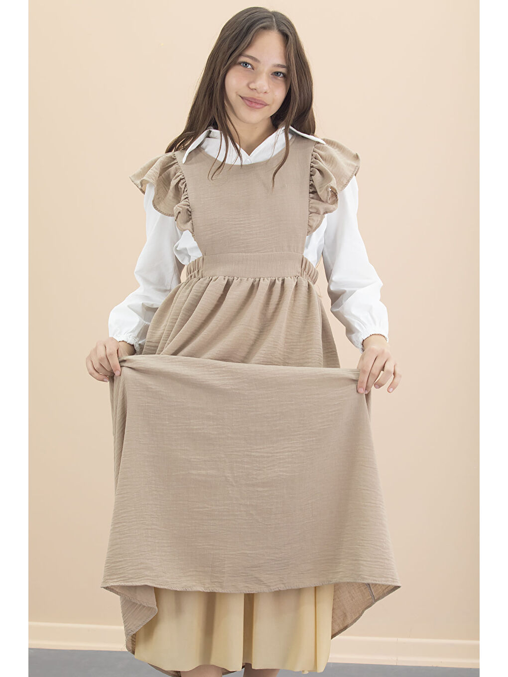 Bej Fırfır Detaylı Uzun Kol Gömlekli Kız Çocuk Uzun Kesim Elbise 20555-4