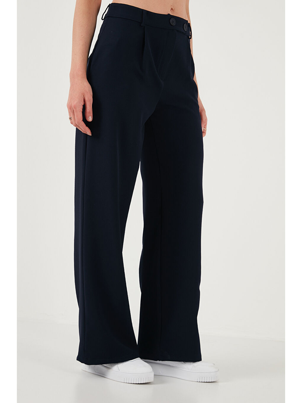 Lacivert Standart Fit Yüksek Bel Bol Paça Pantolon 6522280-1