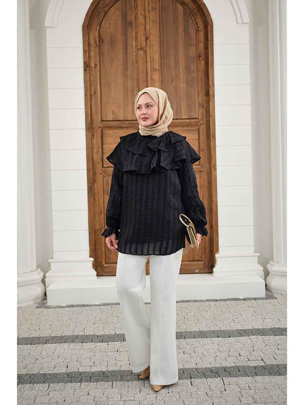 Kadın Kendinden Çizgi Desenli Yaka Büzgülü Tunik Siyah-2