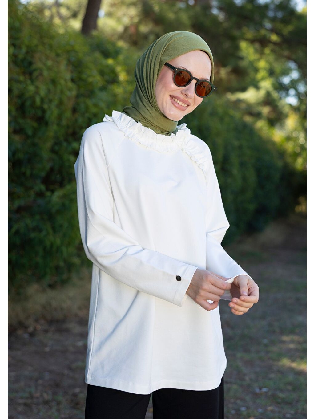 Tesettür Eşofman Üstü -Ekru