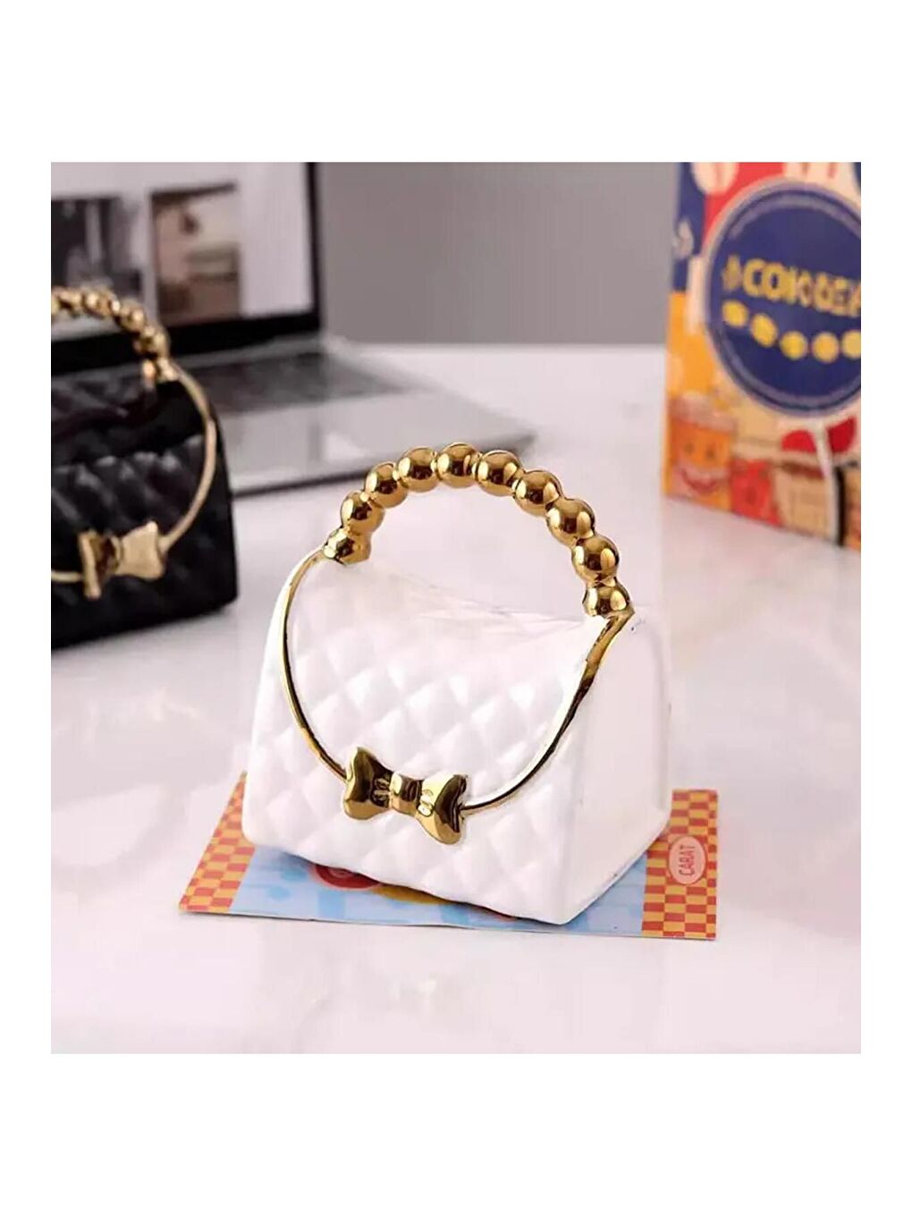 Karışık Çanta ve Zincir Detaylı Seramik Kupa-3