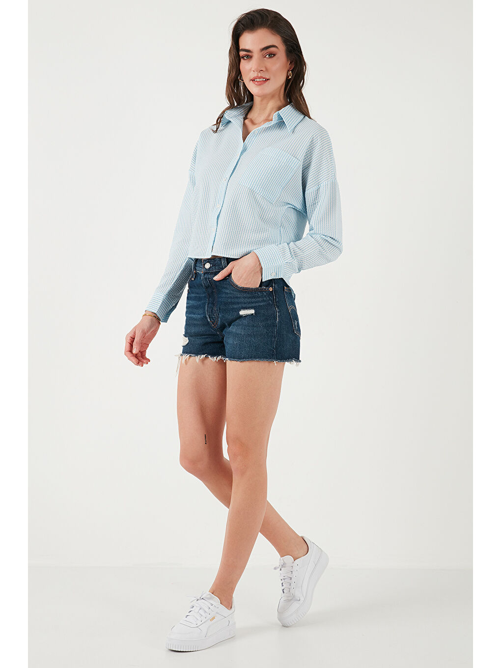 Mavi Regular Fit Çizgili Göğüs Cepli Dokulu Gömlek 6772870-3