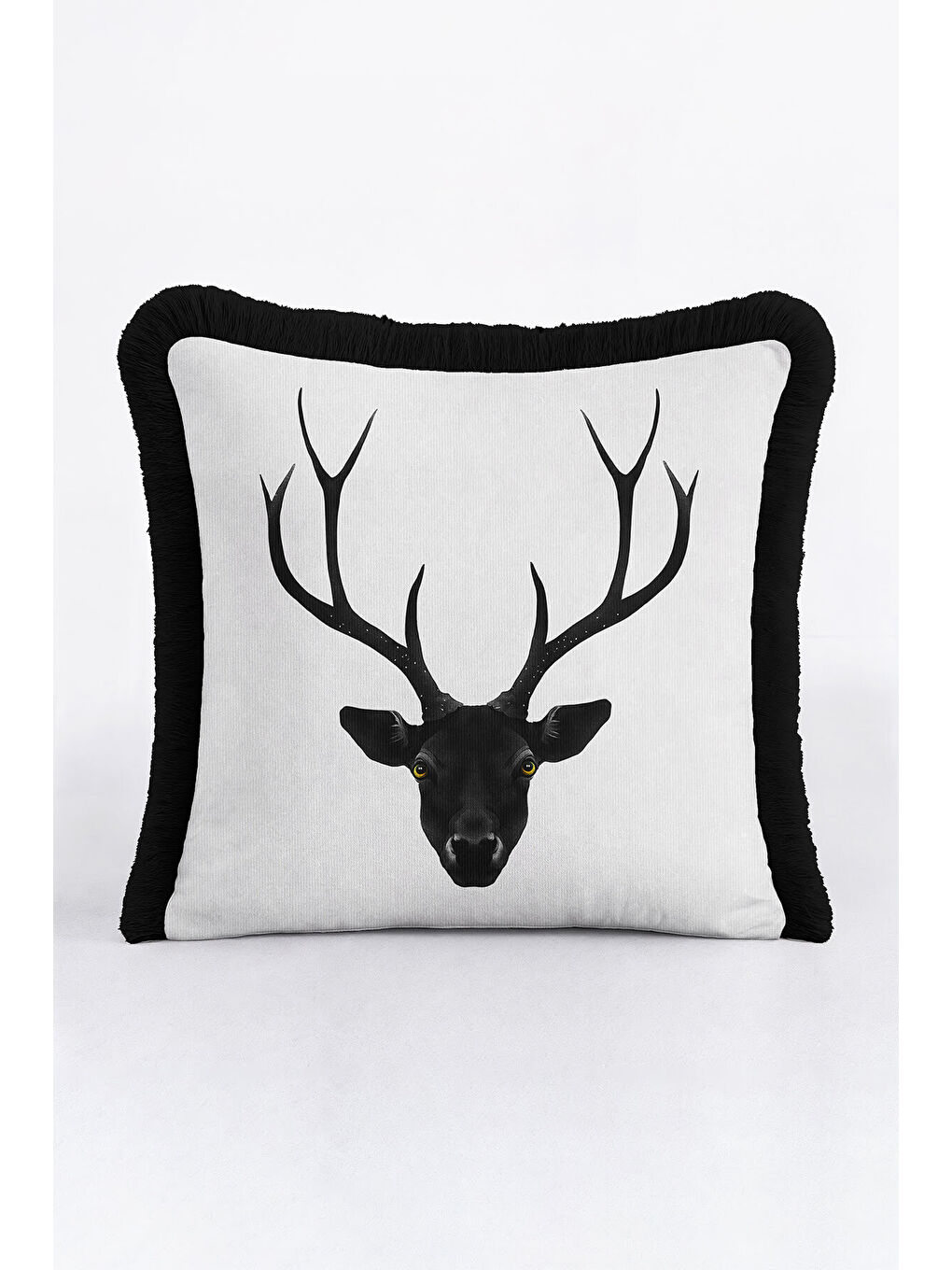 Karışık Siyah Geyik Başı Saçaklı Yastık Kılıfı - Avangart Doğa Modern Siyah Beyaz Püsküllü Kırlent Kılıfı
