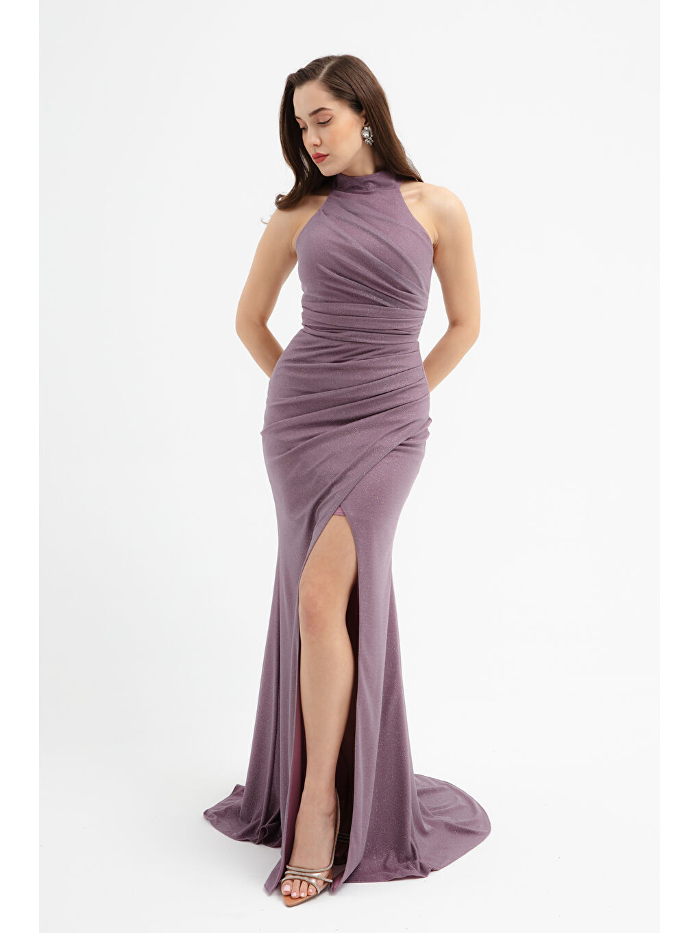 Lila Kadın Lavanta Halter Yaka Yırtmaçlı Uzun Simli Abiye Elbise-1