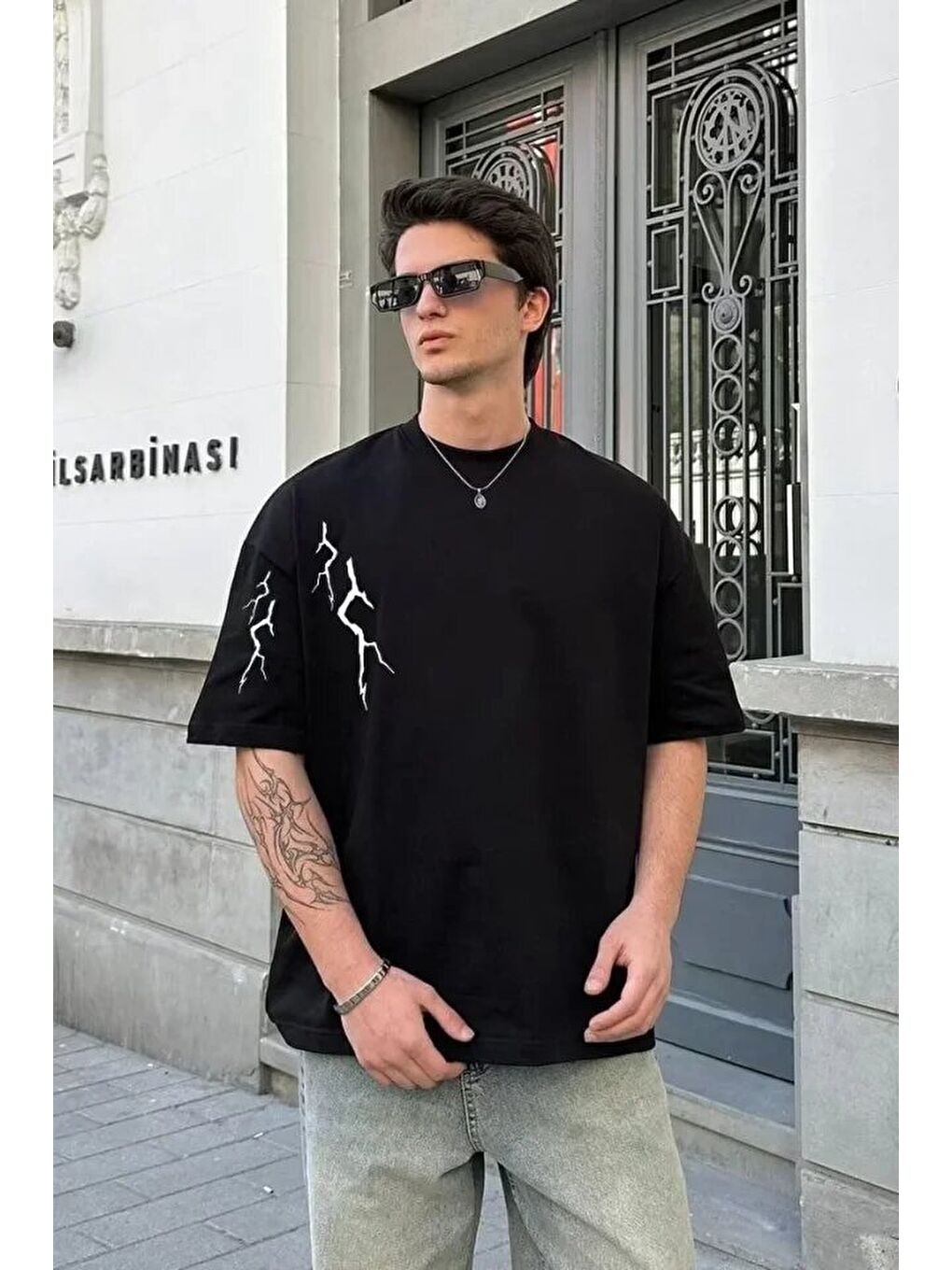 Unisex Bisiklet Yaka Baskılı Oversize T-Shirt - Siyah