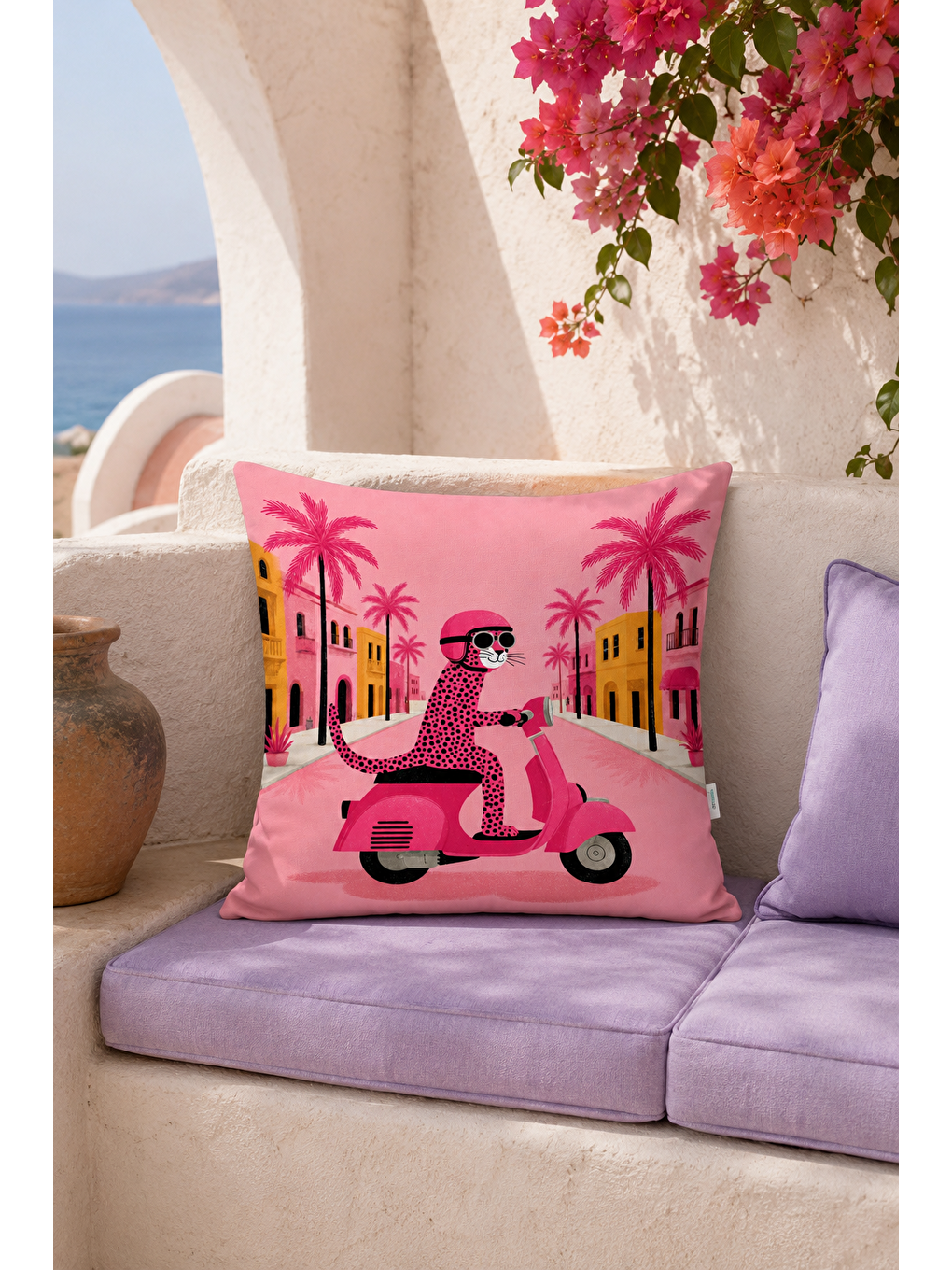 Pembe Scooter Leopar Desenli Dekoratif Kırlent Kılıfı Pop Art Yazlık Dekor 43x43 Cm
