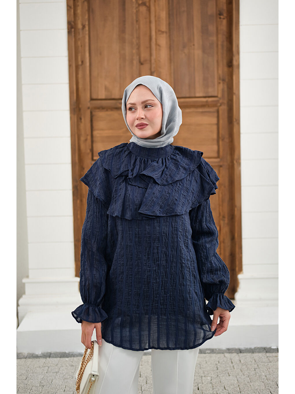 Kadın Kendinden Çizgi Desenli Yaka Büzgülü Tunik Lacivert-1