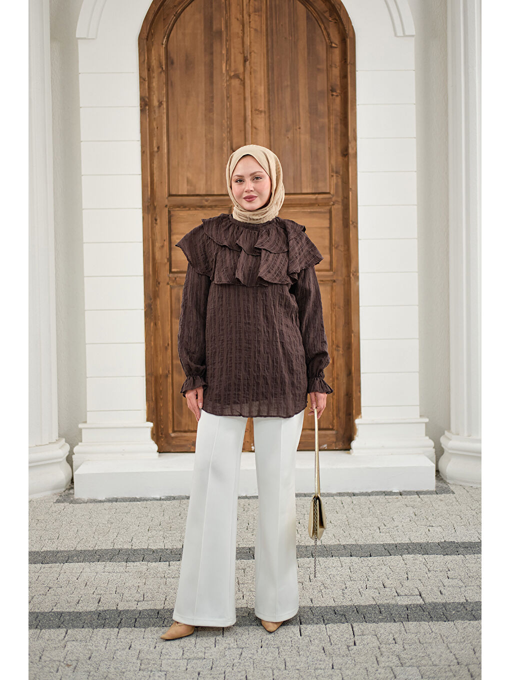 Kadın Kendinden Çizgi Desenli Yaka Büzgülü Tunik Kahverengi-2